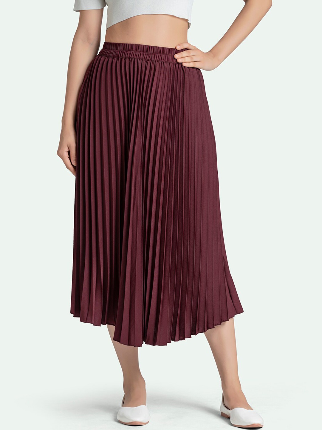 

AASK Women Maroon Solid Accordion Pleats Flared Maxi Skirt