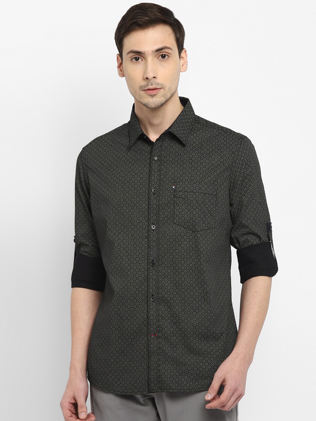 

Red Chief Men Olive Green Self Design Smart Cotton Slim Fit Casual Shirt