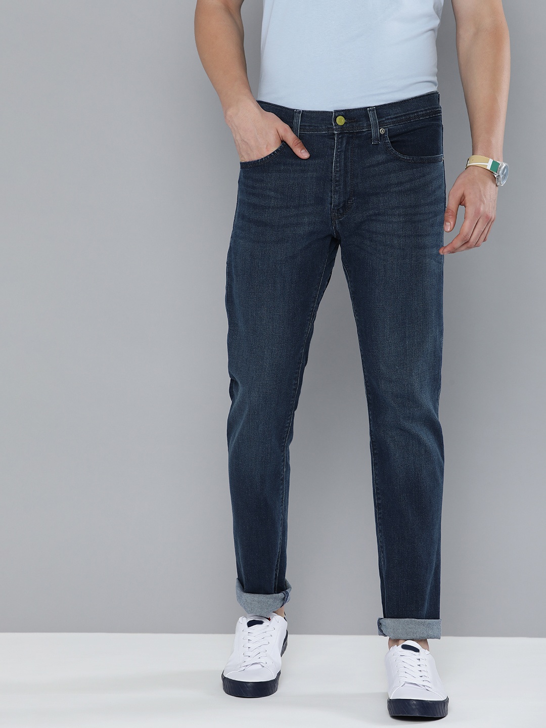 

Levis Men Indigo Slim Fit Light Fade Stretchable Casual Jeans, Blue