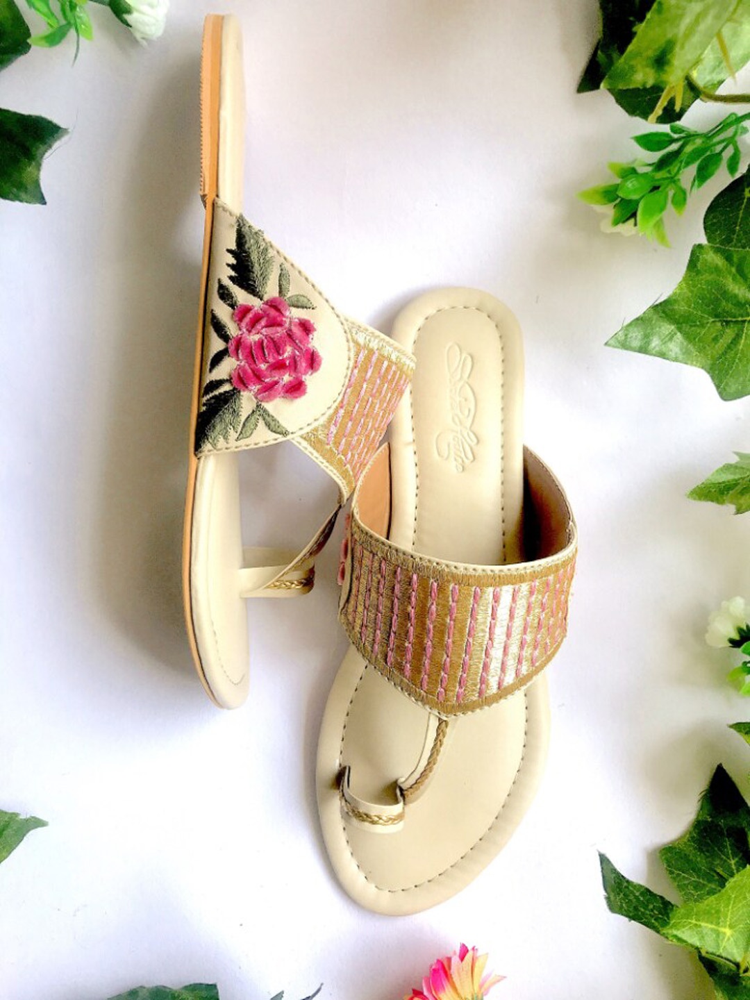 

Sole House Women Multicoloured Open Toe Flats, Multi