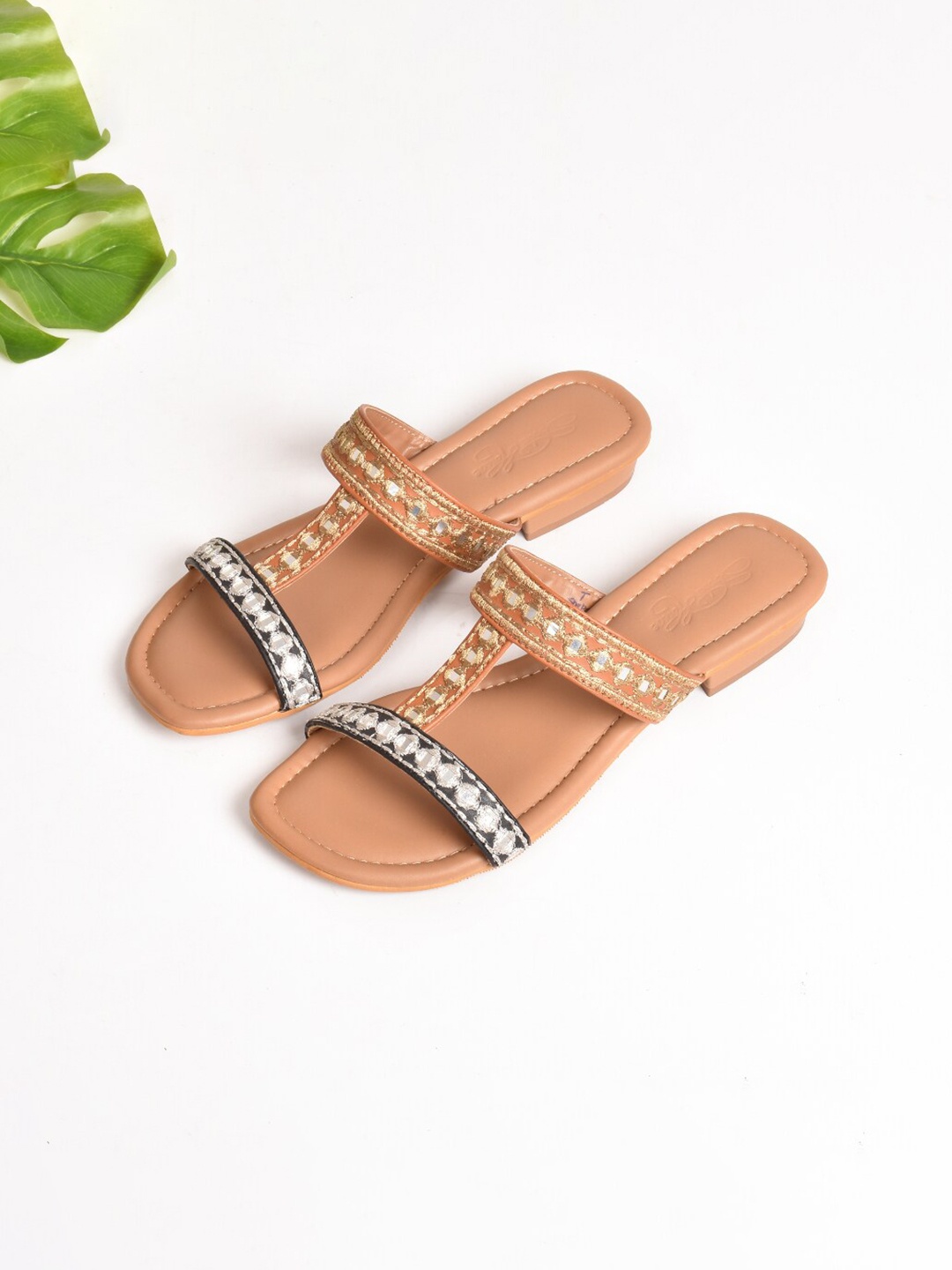 

Sole House Women Beige Embellished Ethnic Open Toe Flats