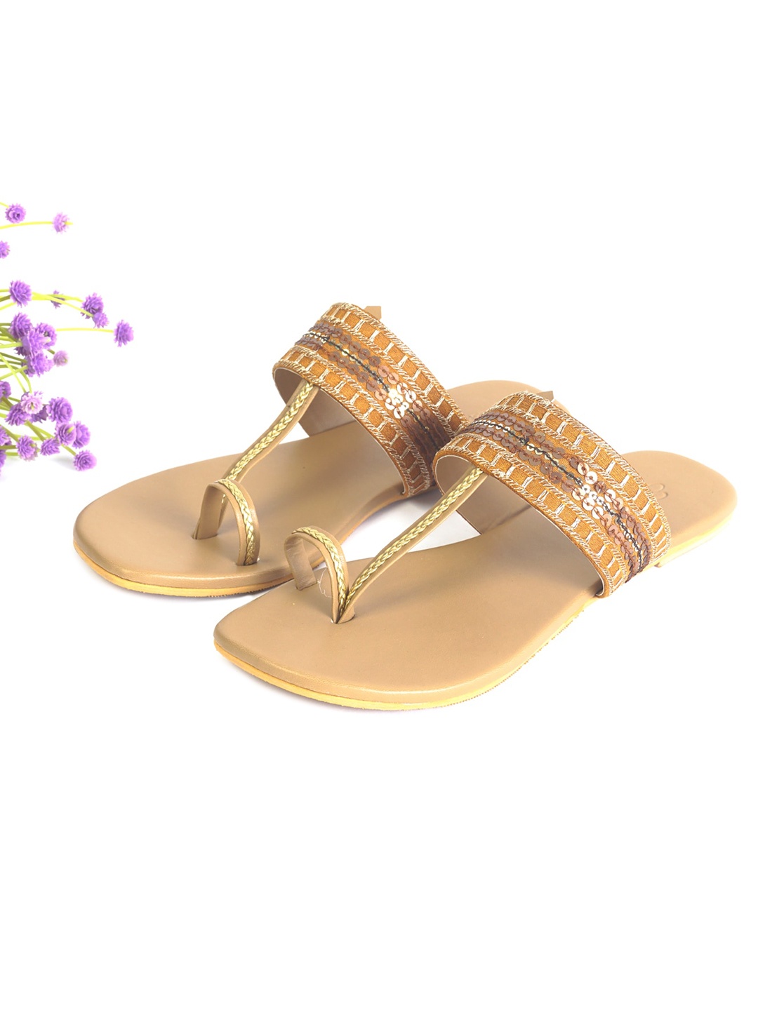 

Sole House Women Beige Embellished Ethnic One Toe Flats