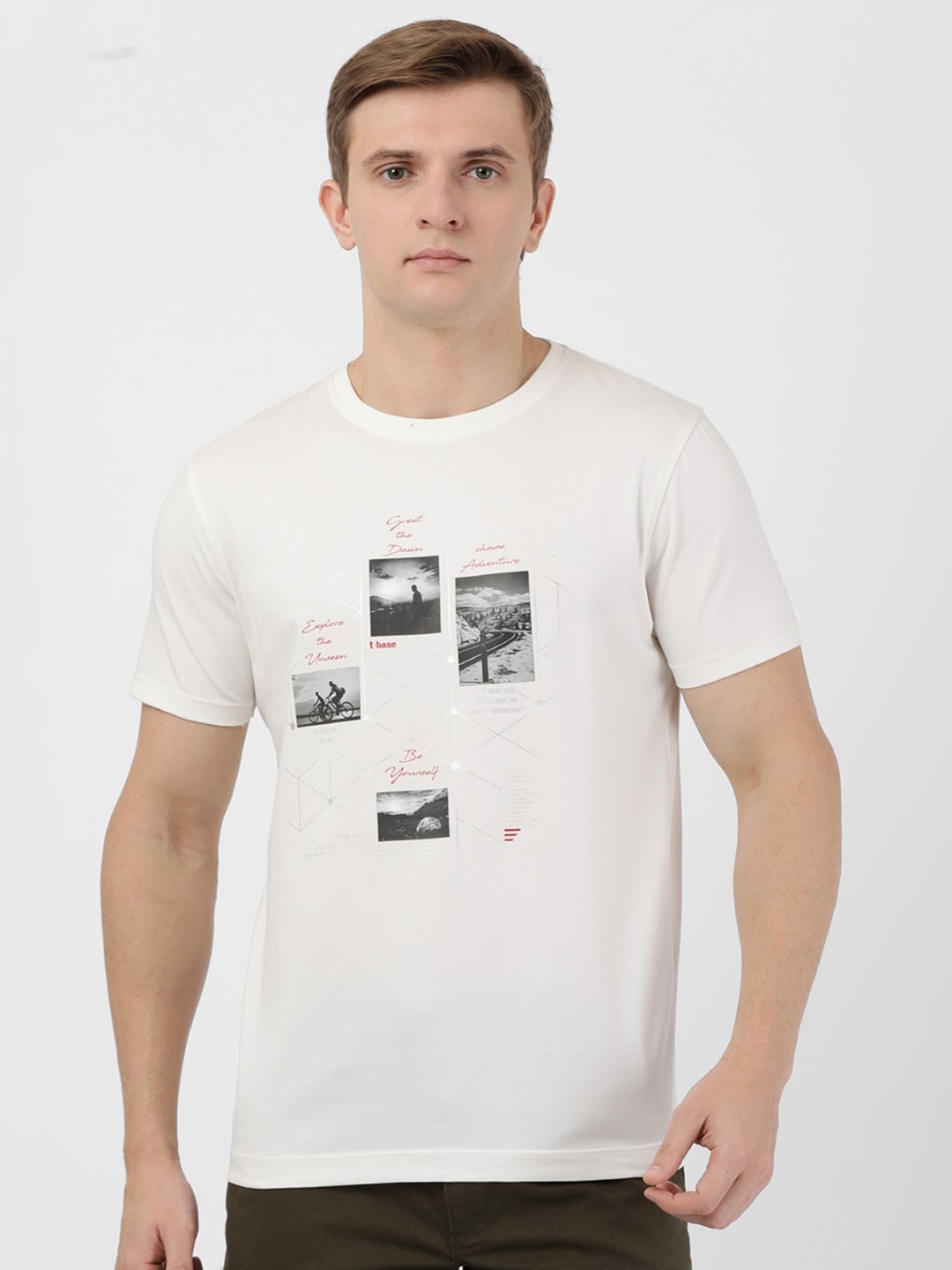 

t-base Men Off White & Black Printed Pure Cotton T-shirt
