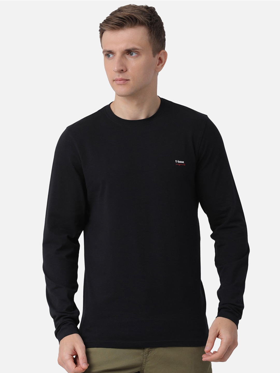 

t-base Men Black Solid Regular Fit T-shirt
