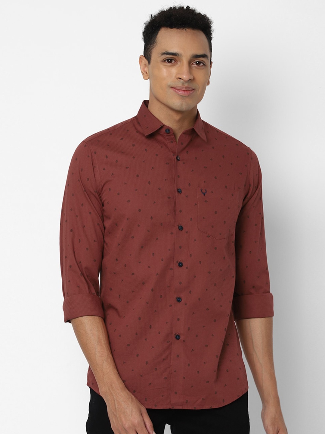 

Allen Solly Men Maroon Cotton Slim Fit Printed Casual Shirt