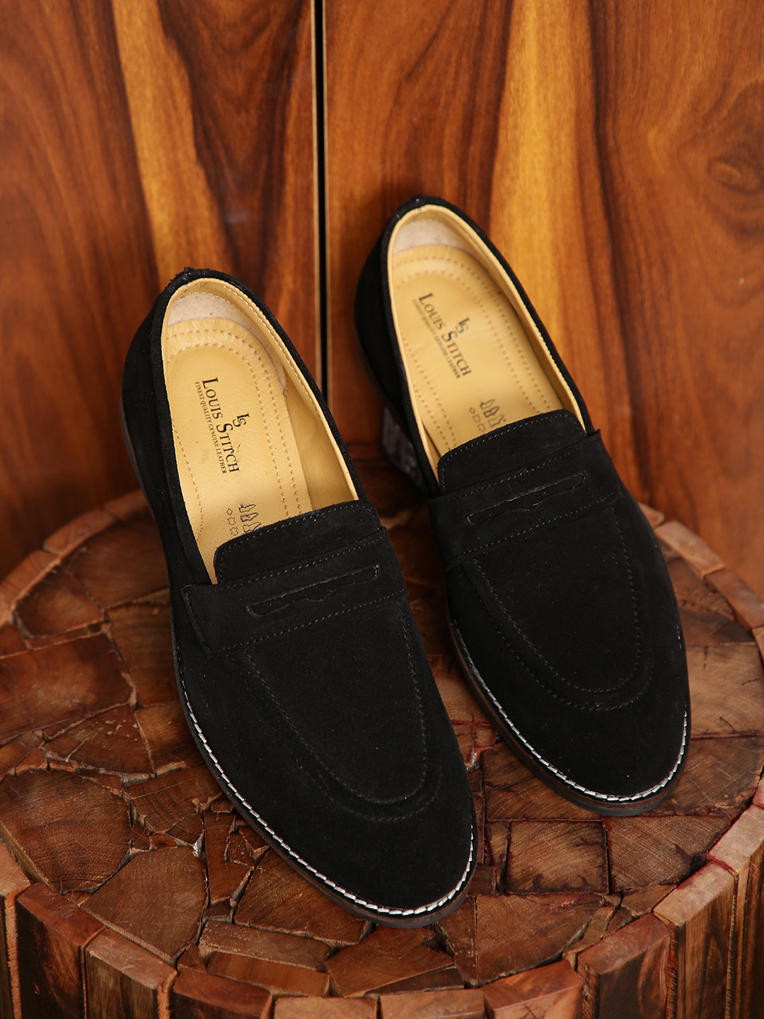 

LOUIS STITCH Men Black Suede Loafers