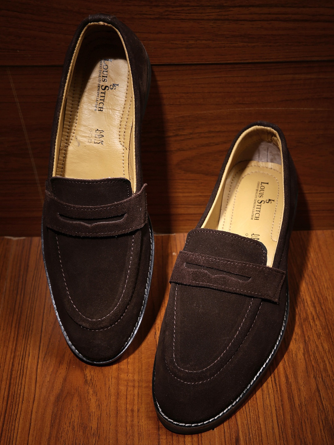 

LOUIS STITCH Men Brown Suede Loafers