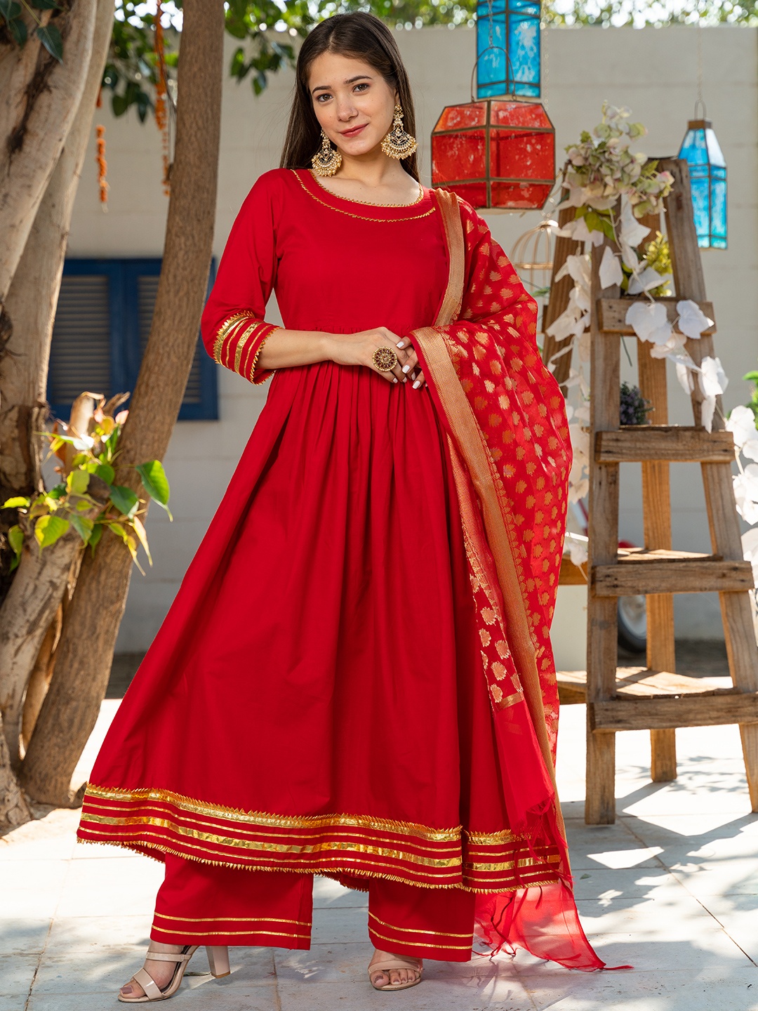 

PHEETA Women Red Gotta Patti Pure Cotton Kurta with Palazzos & With Dupatta