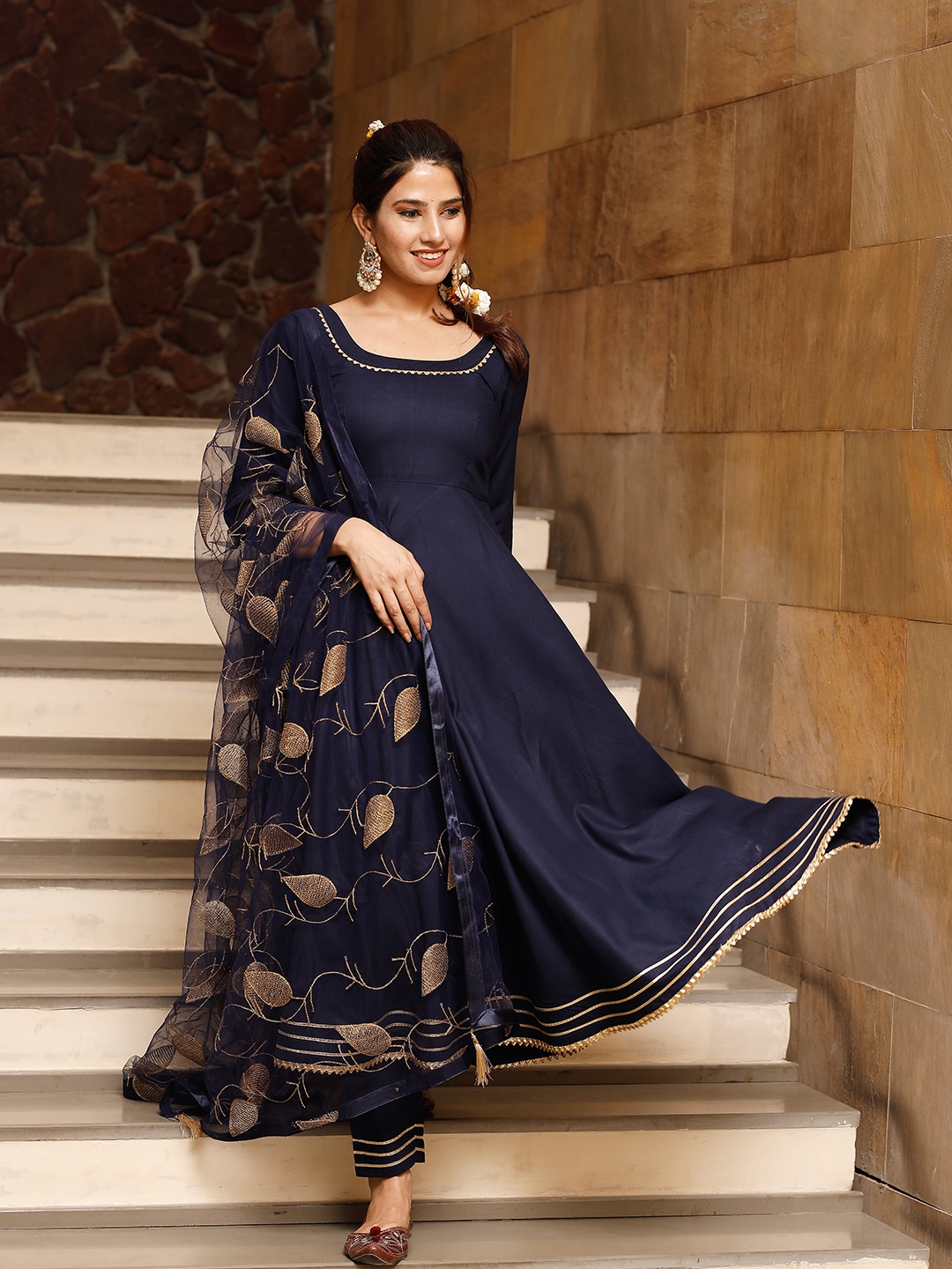 

PHEETA Gotta Patti Kurta with Trousers & Dupatta, Navy blue