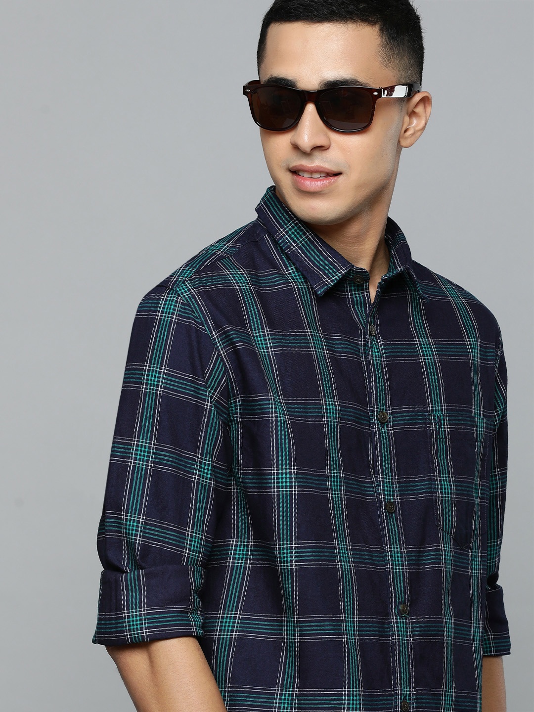 

Indian Terrain Men Green Chiseled Slim Fit Tartan Checked Casual Shirt