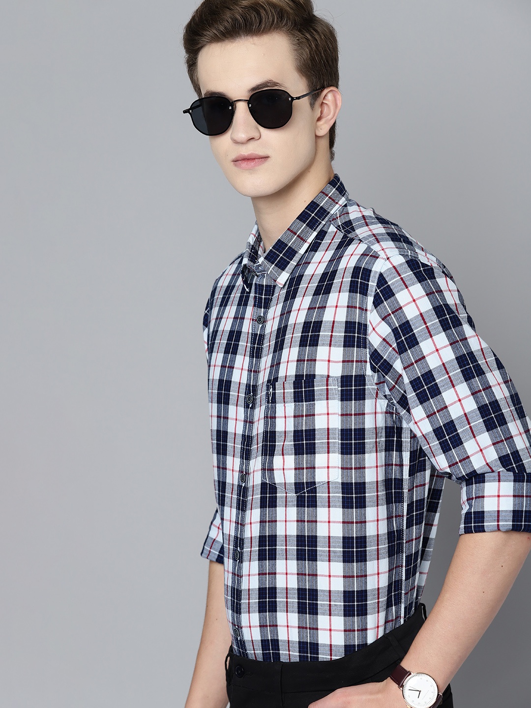 

Indian Terrain Men Slim Fit Checked Semiformal Shirt, Navy blue