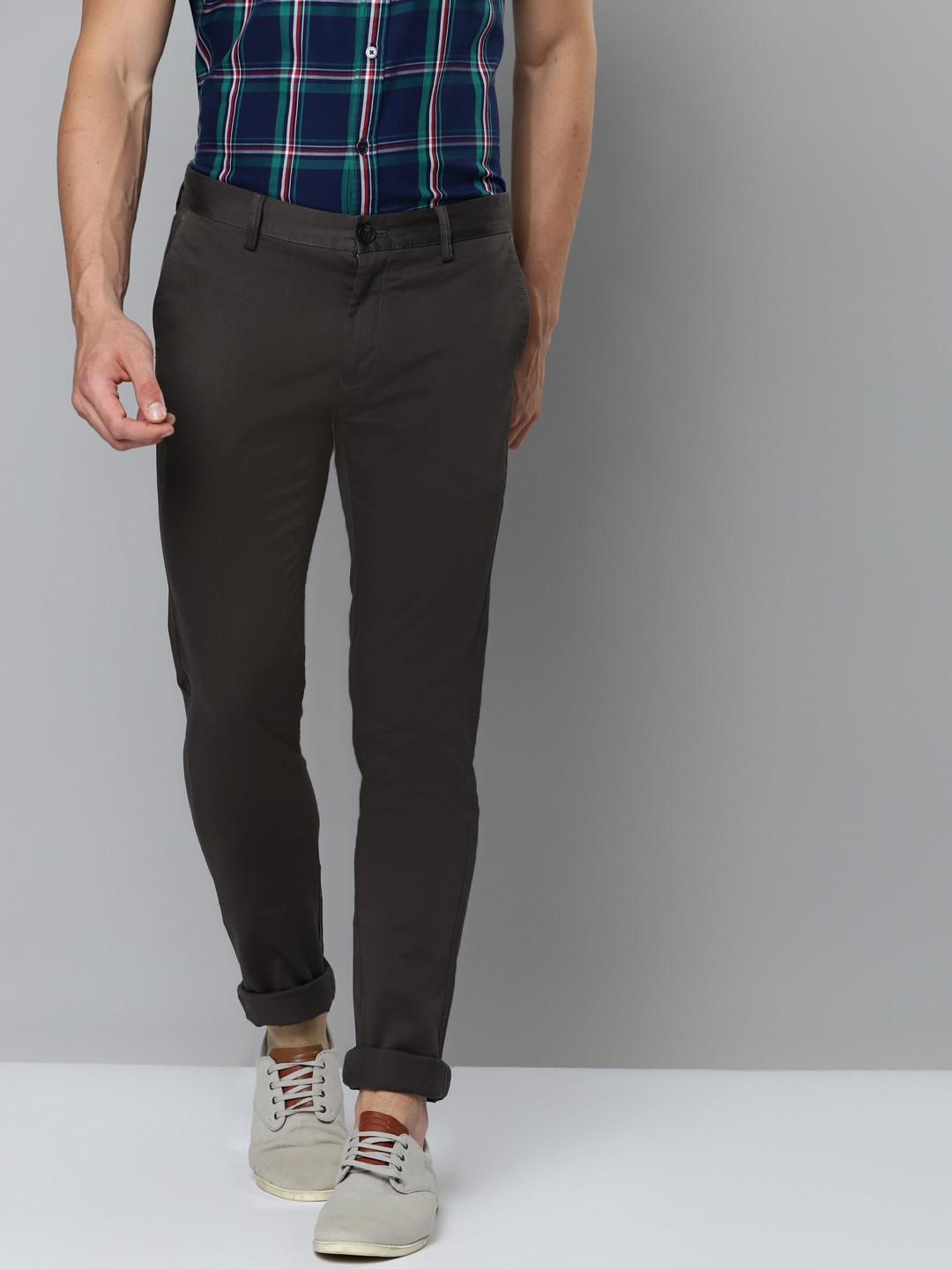 

Indian Terrain Men Charcoal Grey Kruger Slim Fit Chinos