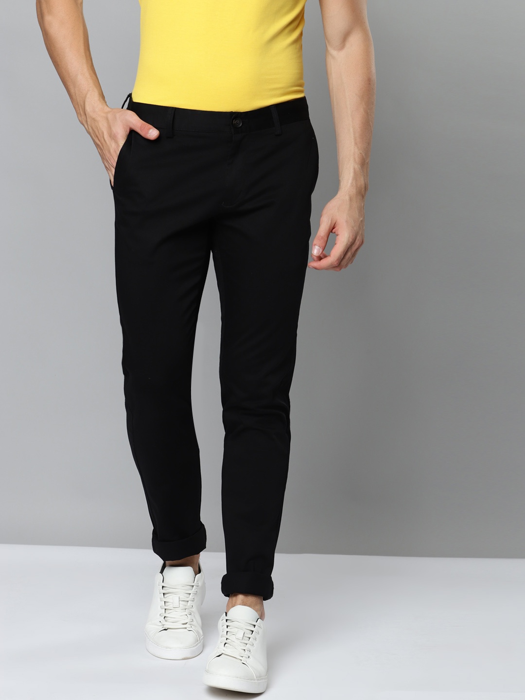 

Indian Terrain Men Black Solid Brooklyn Slim Fit Chinos