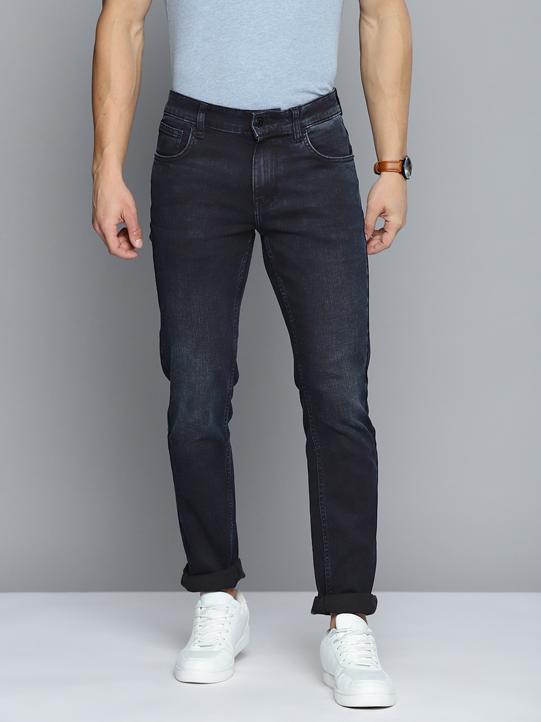 

Indian Terrain Men Navy Blue Brooklyn Light Fade Stretchable Jeans