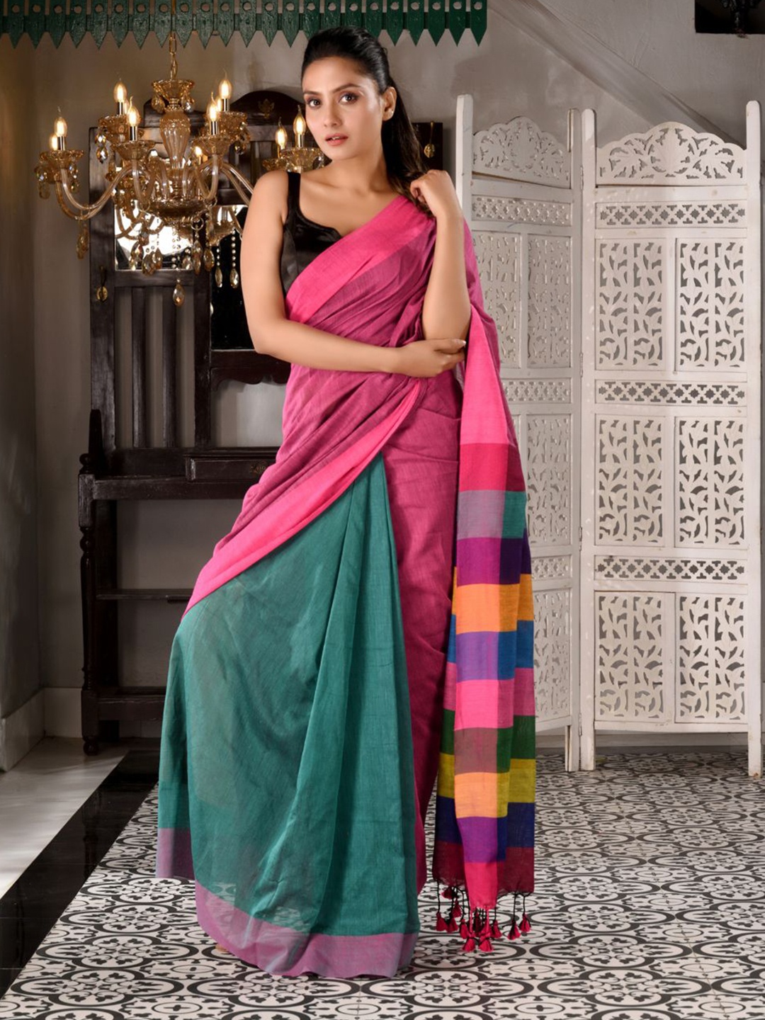 

Charukriti Pink & Teal Striped Handloom Pure Cotton Saree