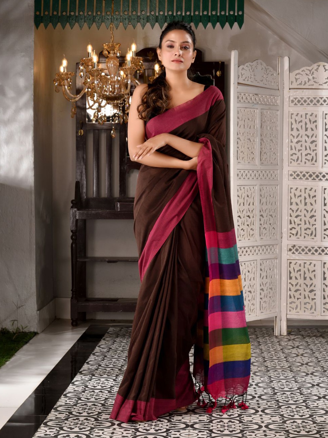 

Charukriti Brown & Pink Striped Pure Cotton Saree