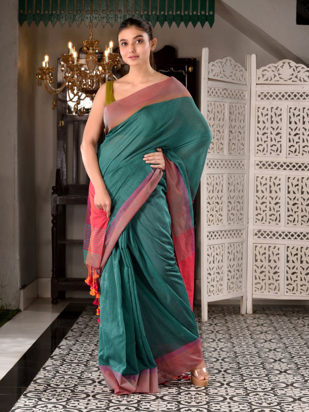 

Charukriti Green & Red Pure Cotton Saree