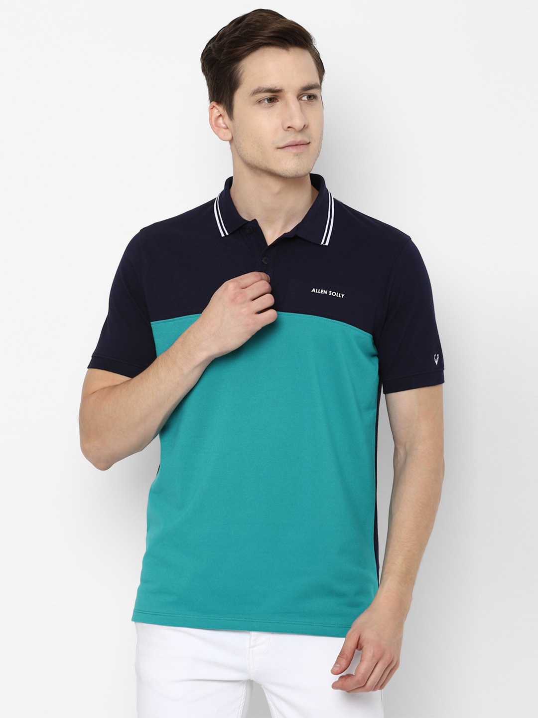 

Allen Solly Men Green Polo Collar Applique T-shirt