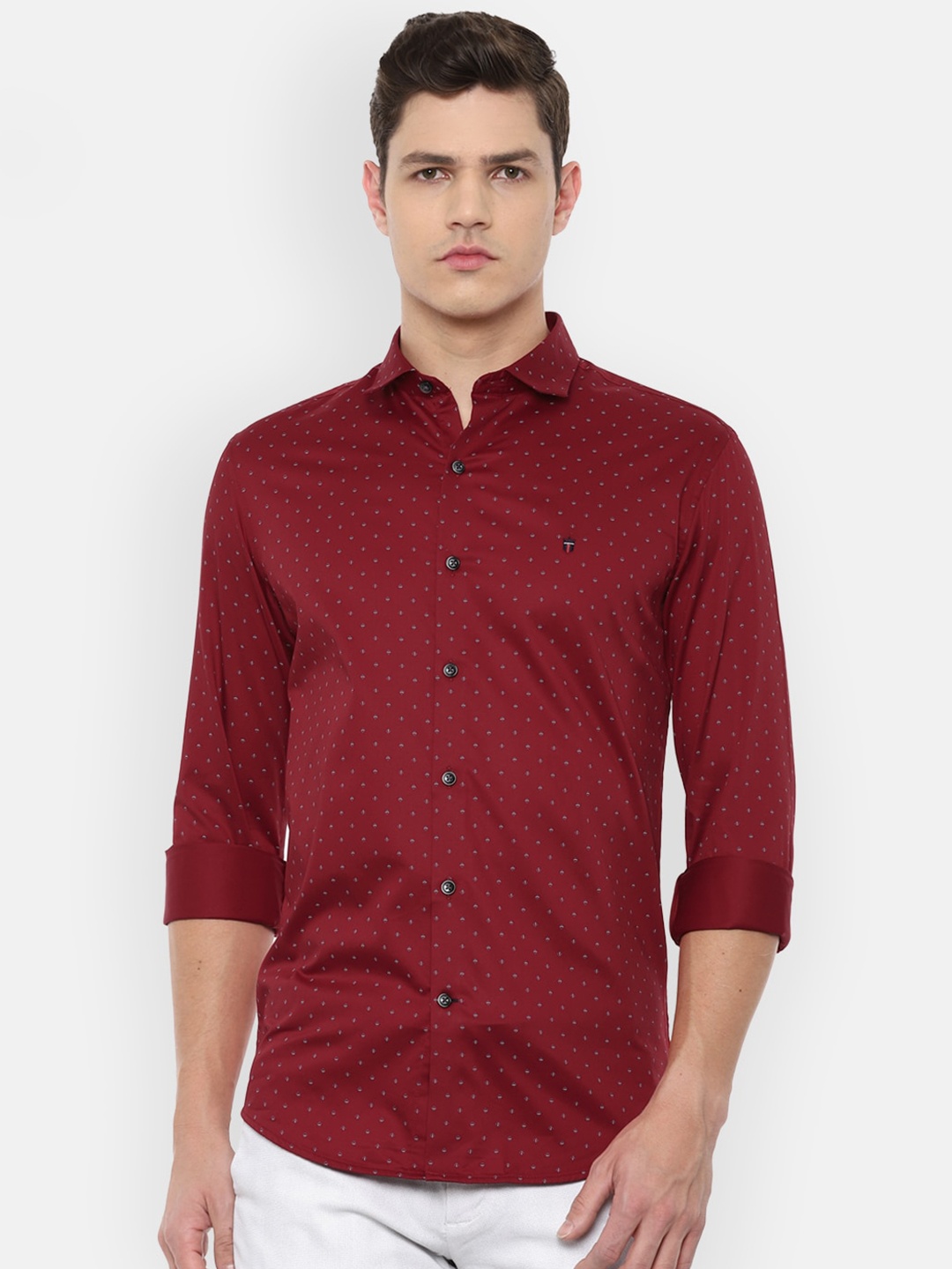 

Louis Philippe Sport Men Maroon & White Slim Fit Printed Pure Cotton Casual Shirt