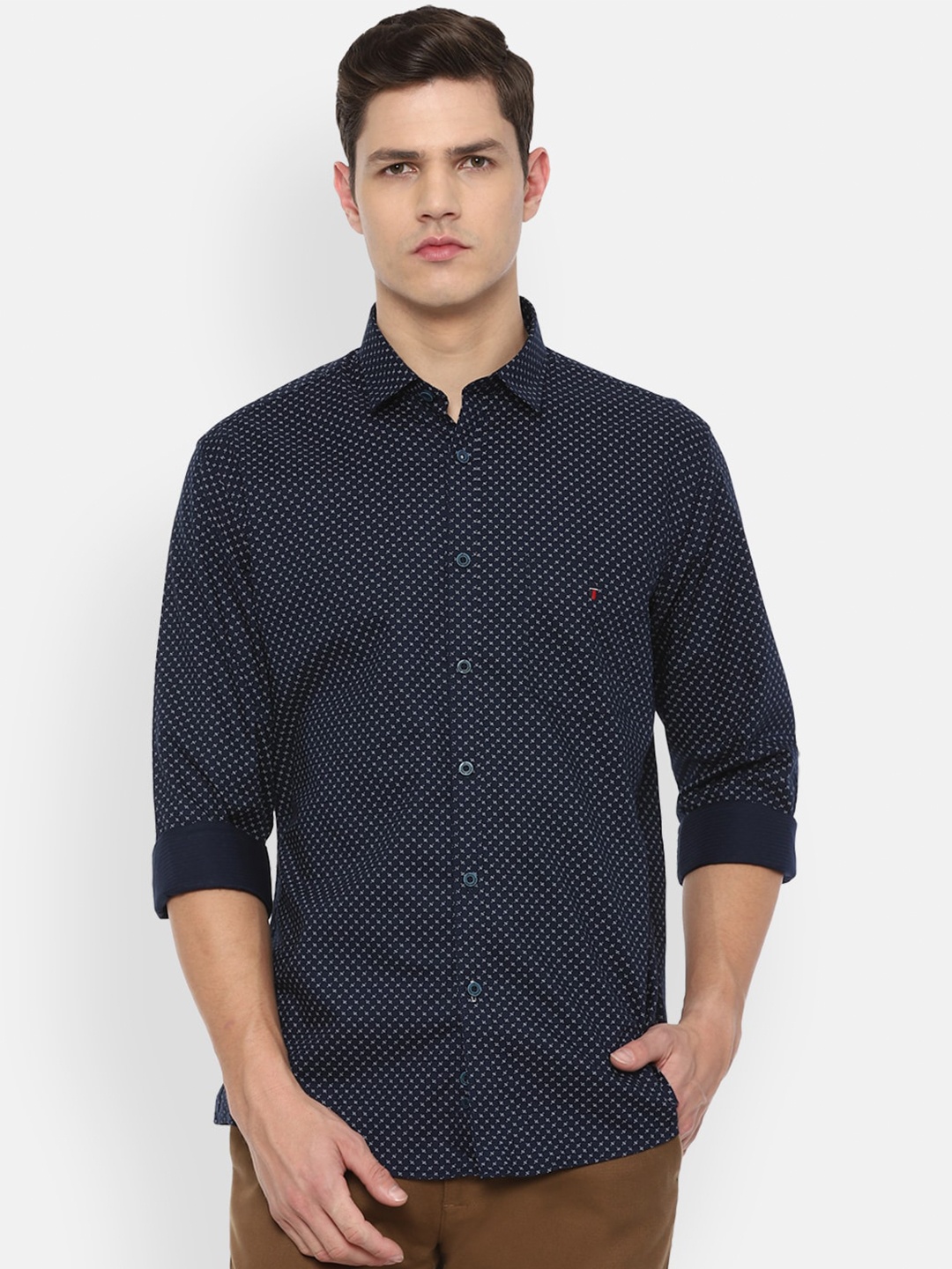 

Louis Philippe Sport Men Navy Blue & White Slim Fit Printed Pure Cotton Casual Shirt
