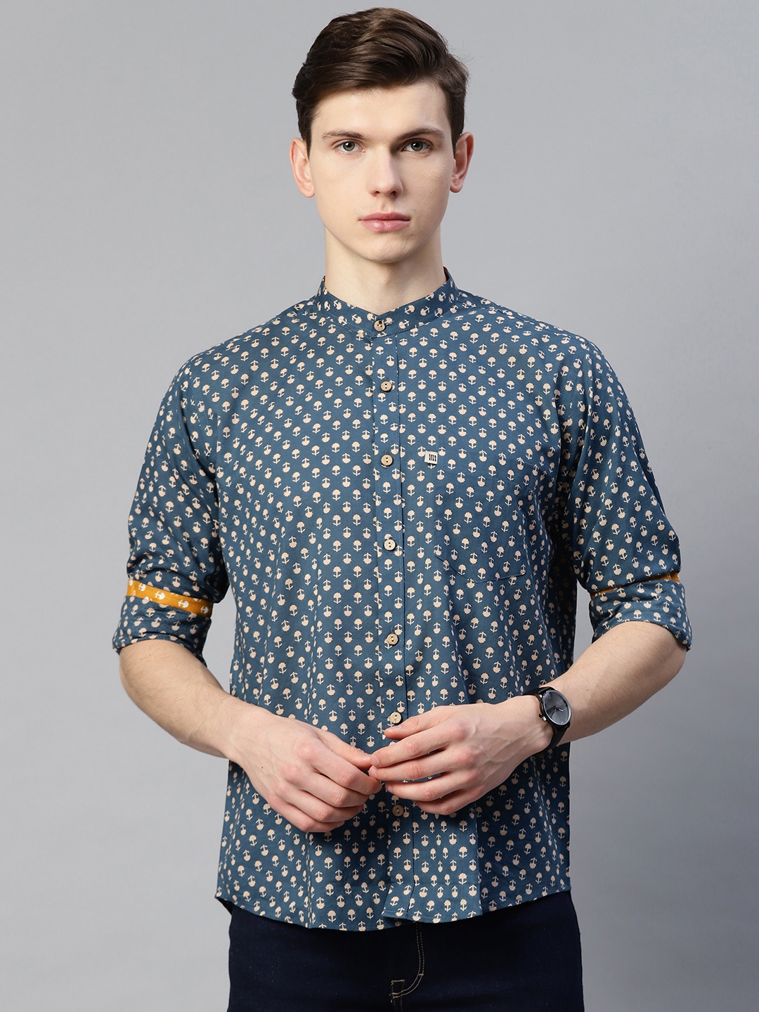 

Readiprint Fashions Men Teal & Peach-Coloured Comfort Printed Cotton Casual Shirt