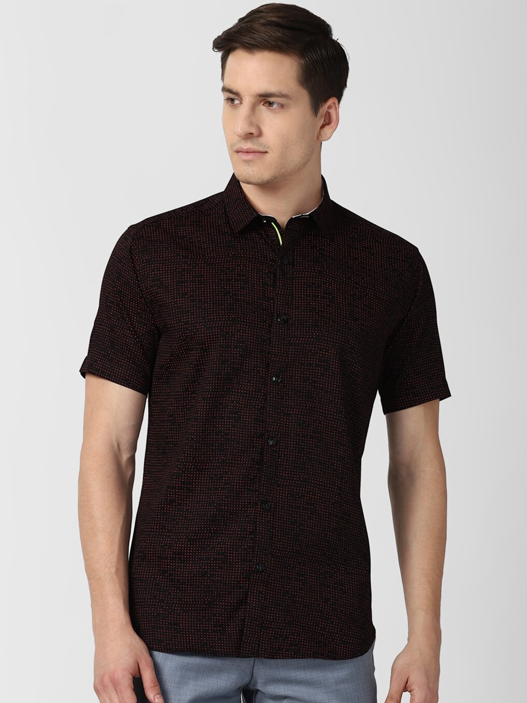 

V Dot Men Maroon Slim Fit Printed Casual Cotton Shirt
