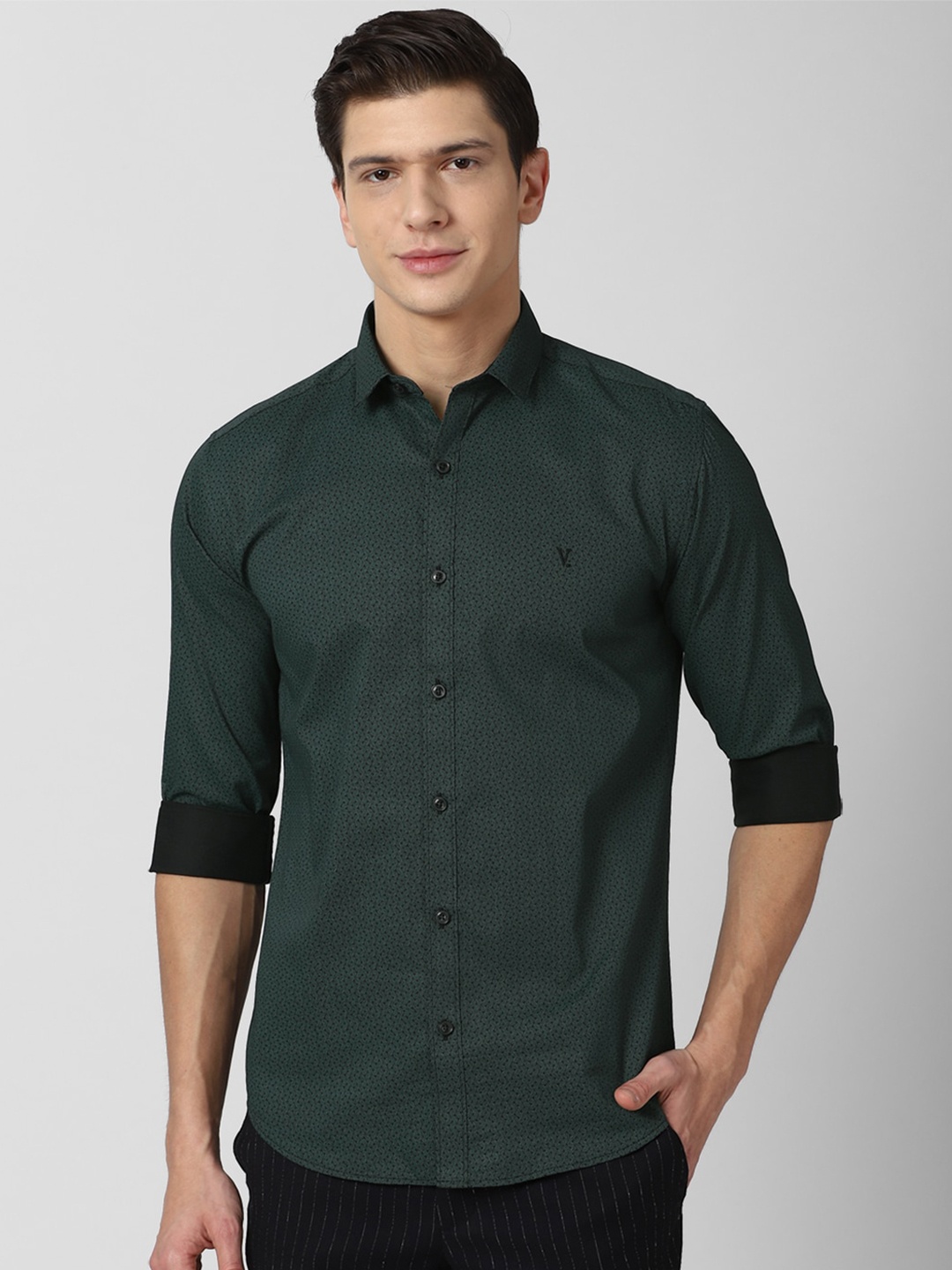 

V Dot Men Green Slim Fit Printed Casual Cotton Shirt