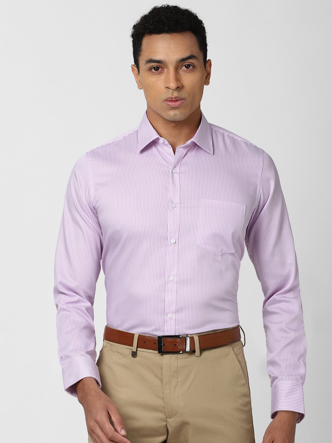 

Van Heusen Men Purple & White Slim Fit Striped Pure Cotton Formal Shirt