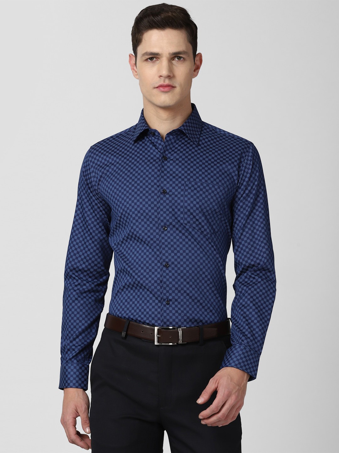

Van Heusen Men Navy Blue Slim Fit Printed Pure Cotton Formal Shirt