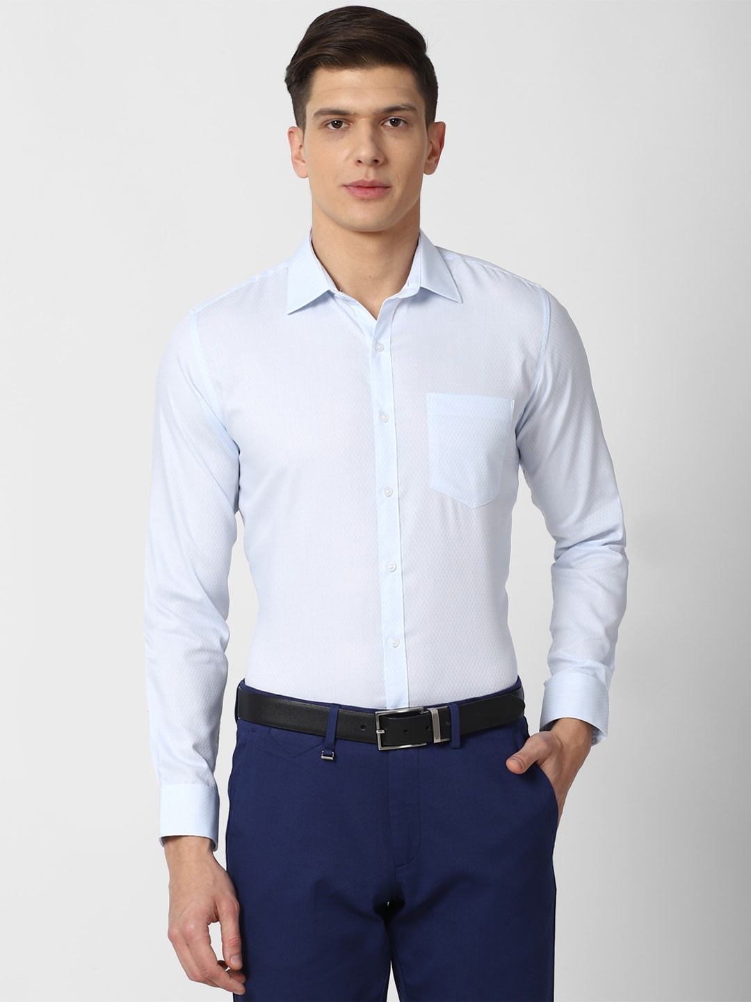 

Van Heusen Men Blue Slim Fit Textured Formal Shirt