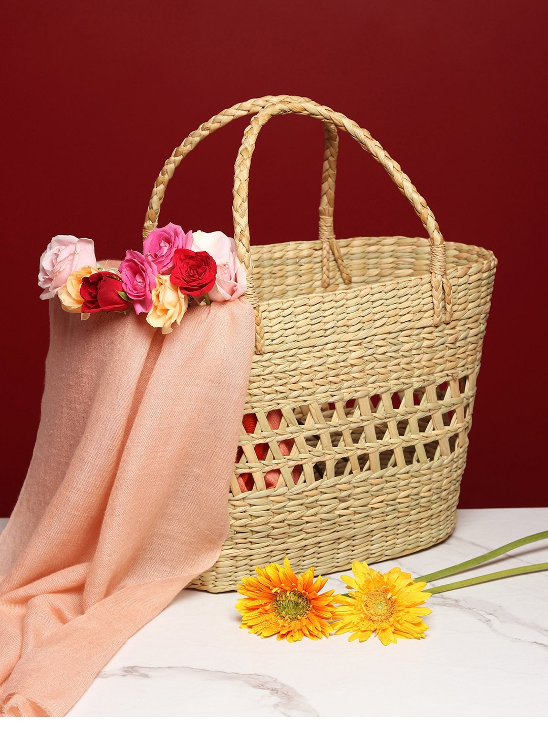 

HABERE INDIA Beige Grass Storage Basket