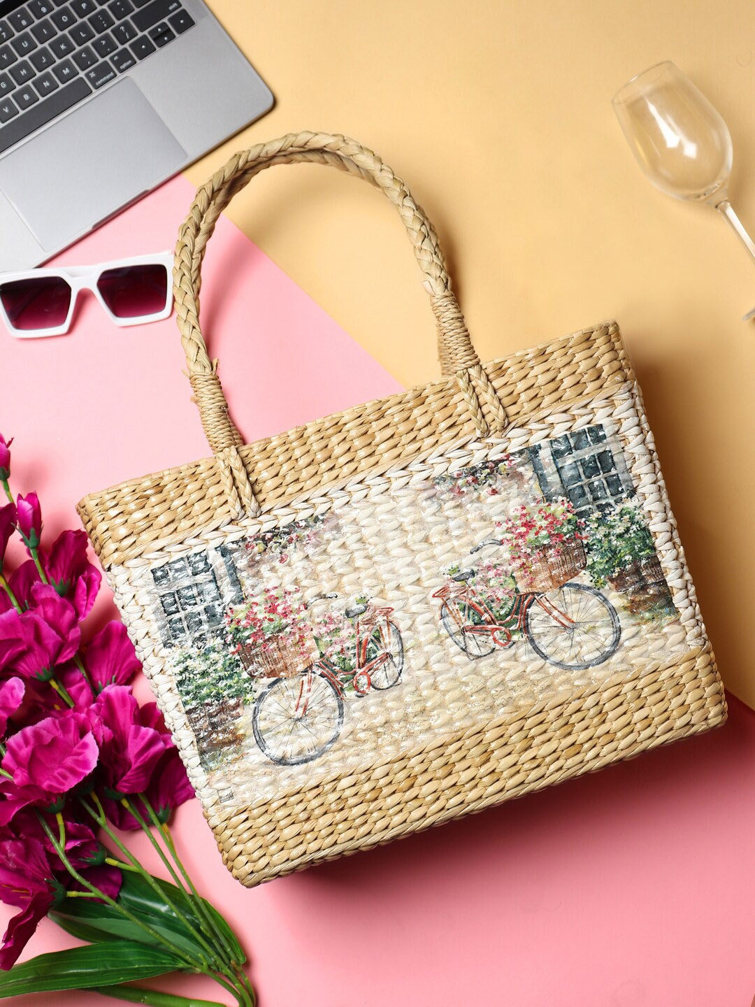 

HABERE INDIA Off White Grass Storage Basket