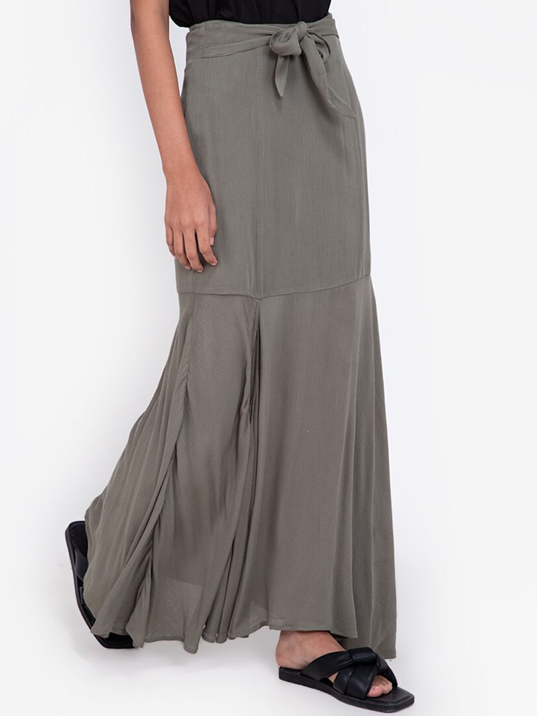 

ZALORA BASICS Women Olive Green Solid Flared Maxi Skirt with Tie-Up Detail