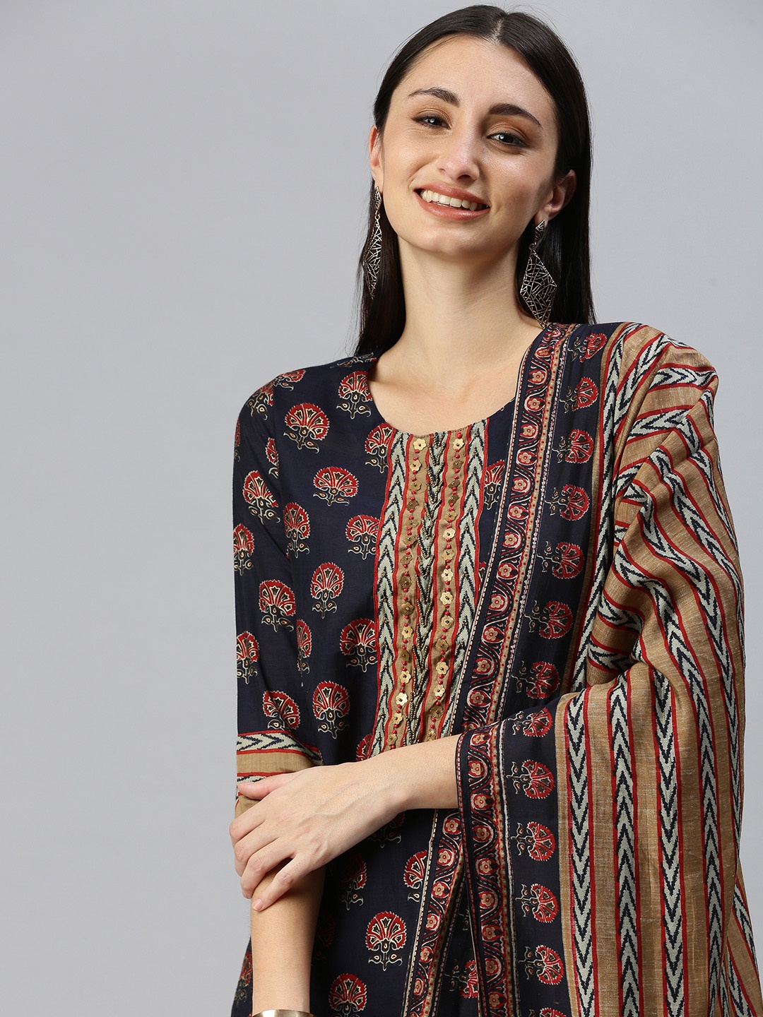 

SHOWOFF Women Navy Blue Ethnic Motifs Printed Beads & Stones Kurta With Trousers & Dupatta