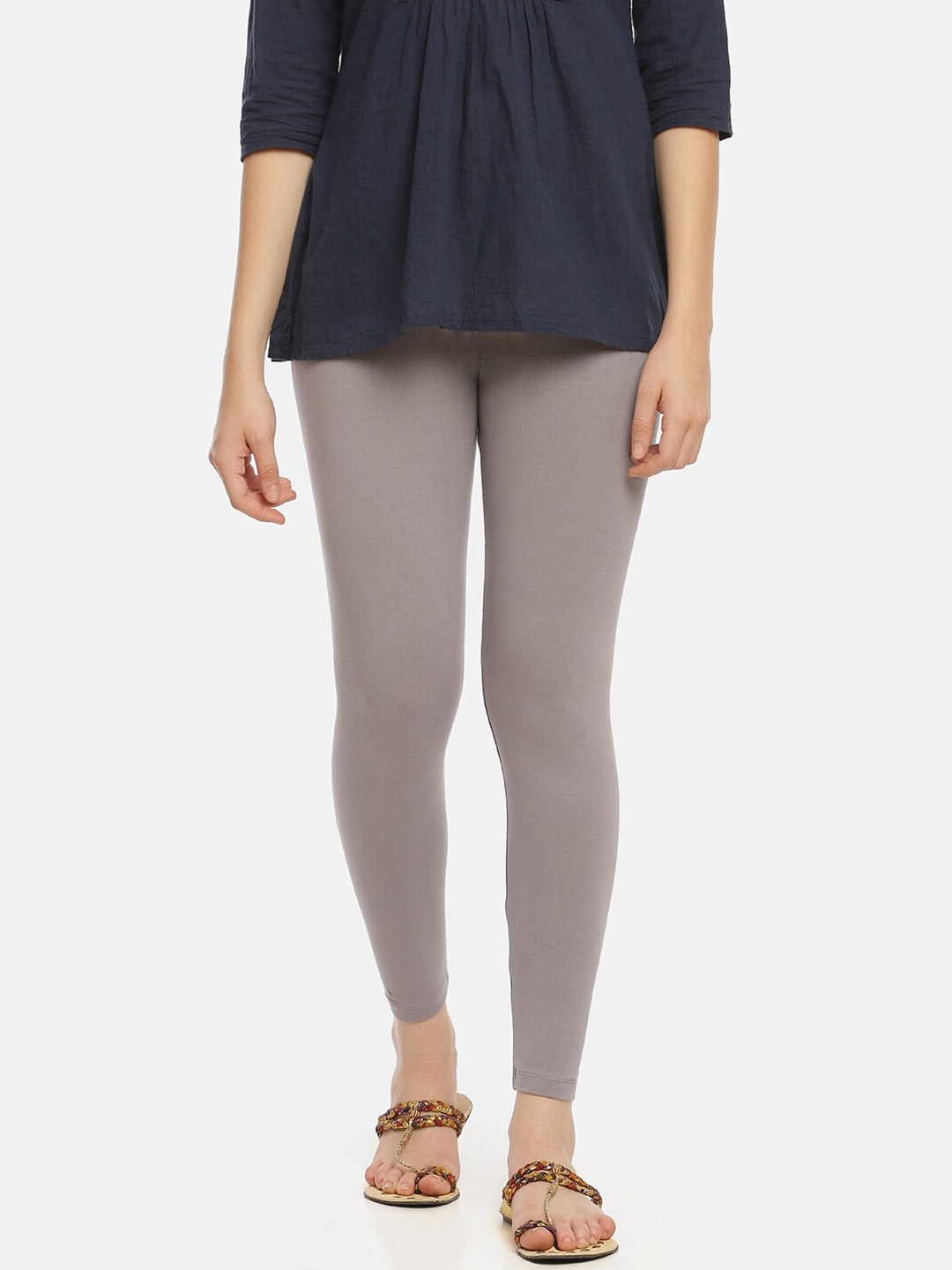 

Zelen Women Silver-Coloured Solid Ankle-Length Leggings