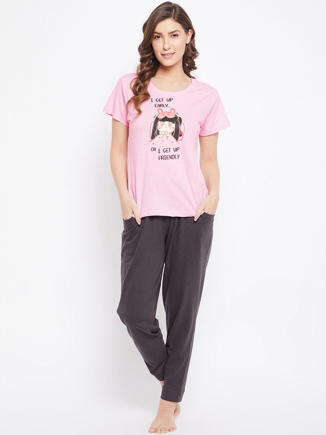 

Clovia Women Pink & Black Printed Pure Cotton Night suit