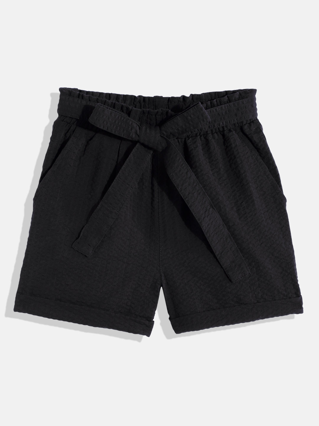 

luyk Girls Black Solid Pure Cotton High-Rise Shorts