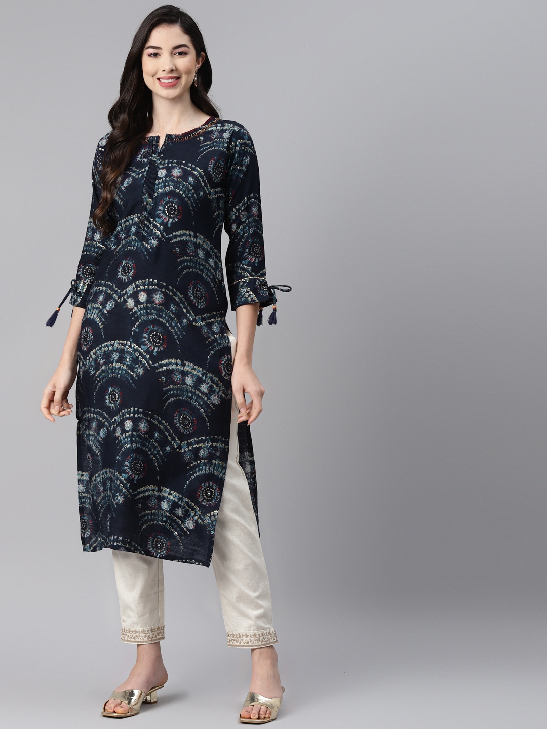 

Aarika Navy Blue Ethnic Motifs Printed Pure Cotton Kurti