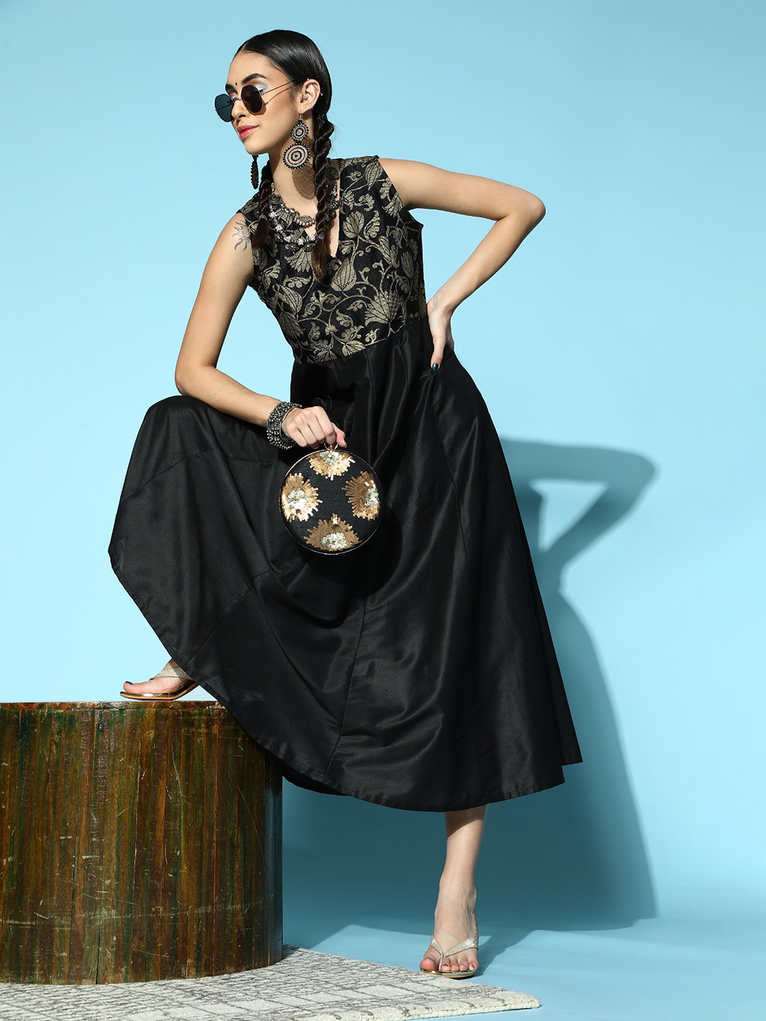 

Shae by SASSAFRAS Women Stylish Black Floral All in the Details Dress