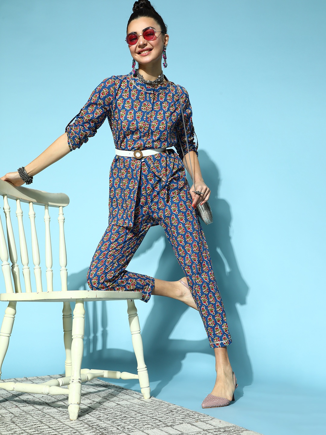 

Shae by SASSAFRAS Women Deep Navy Blue Floral All in the Details Shirt
