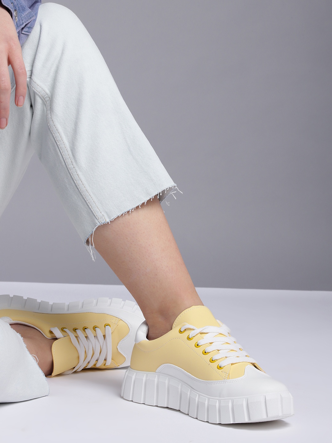 

Kook N Keech Women Yellow & White Colourblocked Flatforms