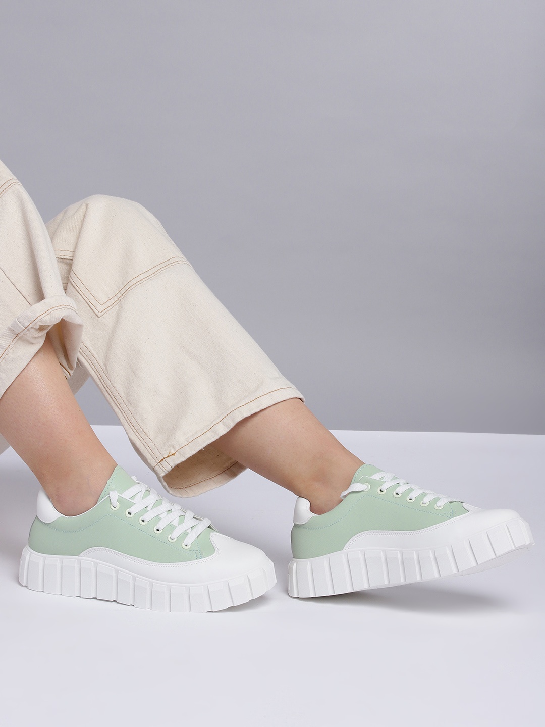 

Kook N Keech Women Sage Green & White Colourblocked Flatforms