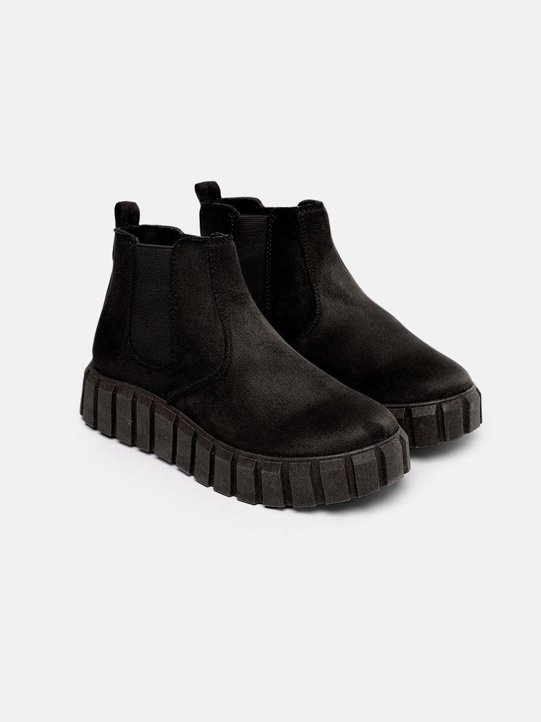 

Roadster Women Flatform Chelsea Boots, Black