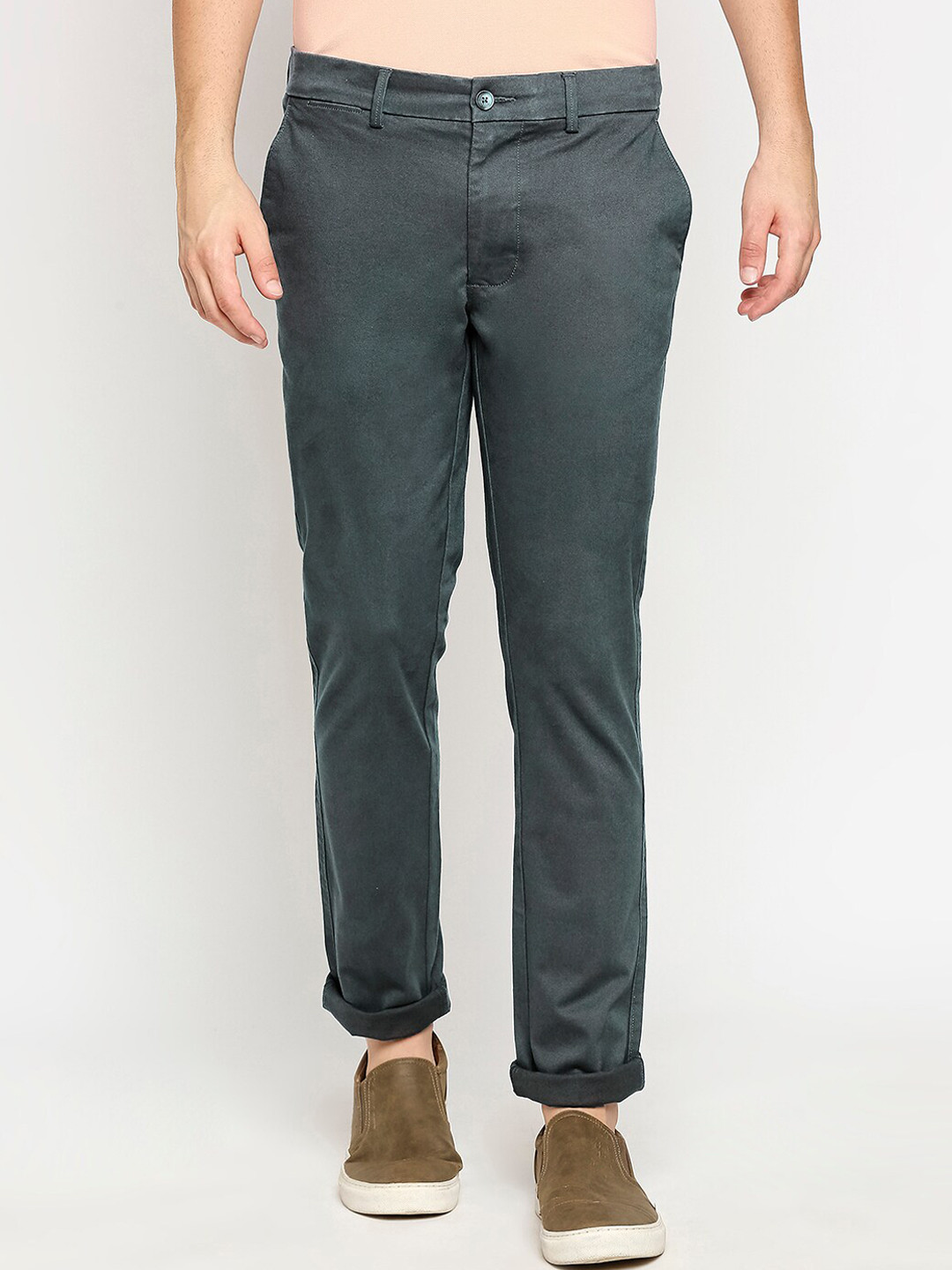 

Basics Men Grey Tapered Fit Chinos Trousers