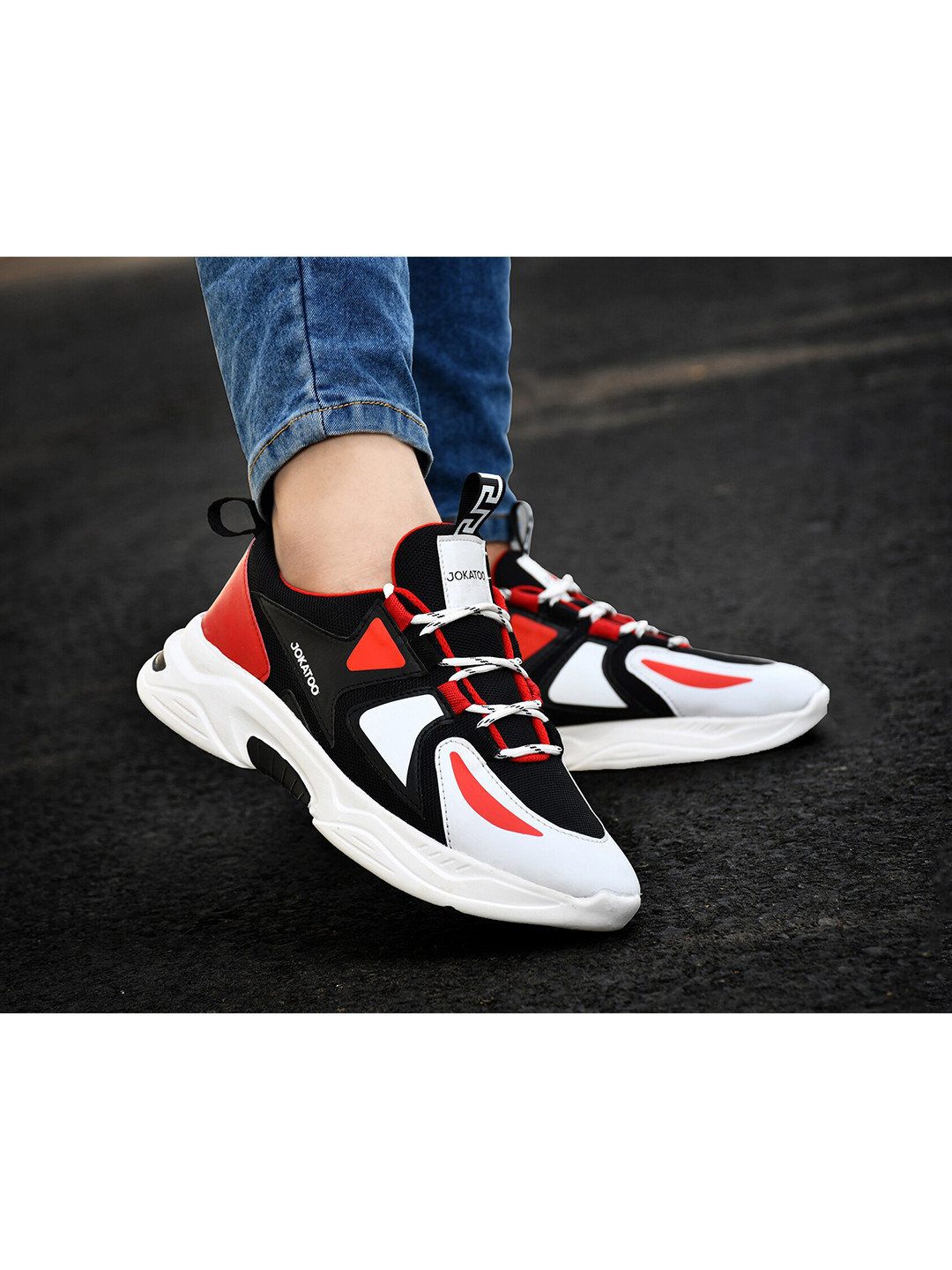 

JOKATOO Men Black & Red Running Shoes