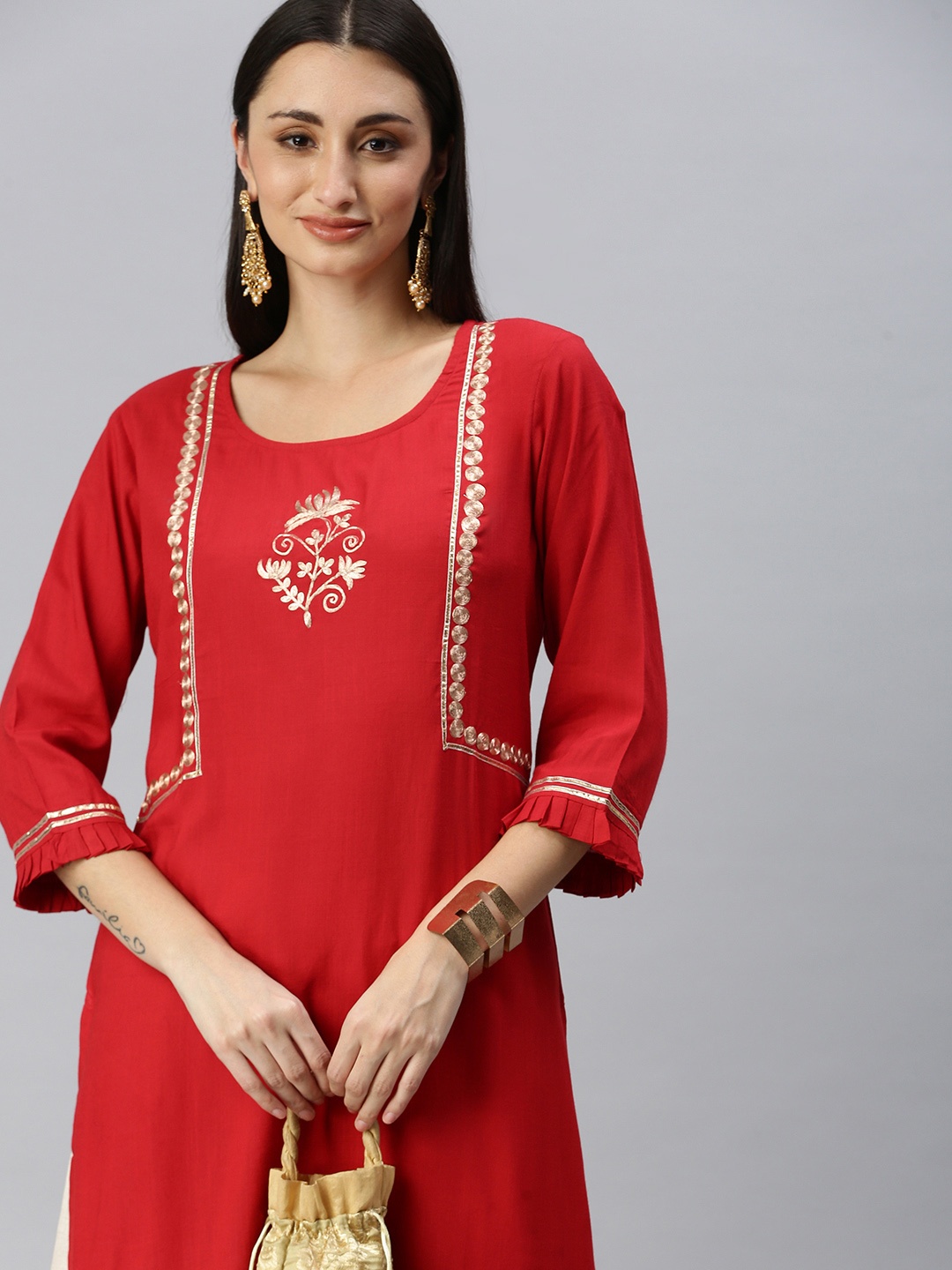 SHOWOFF Women Red & Gold Floral Floral Embroidered Kurta With Palazzo