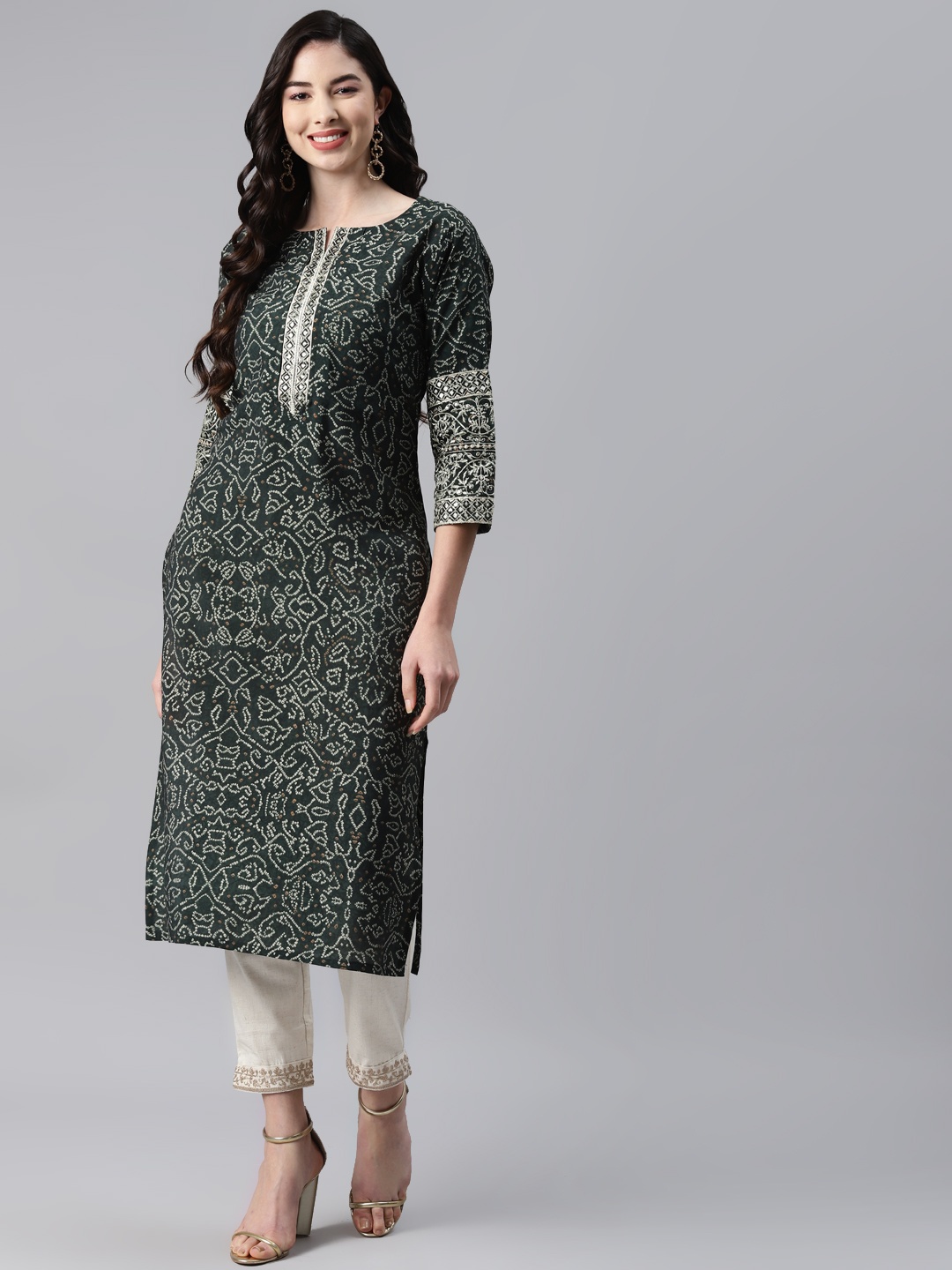 

Aarika Green Ethnic Motifs Printed Pure Cotton Kurti