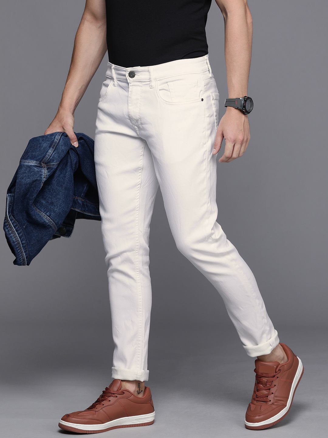 

WROGN Men White Mid Rise Slim Tapered Fit Jeans