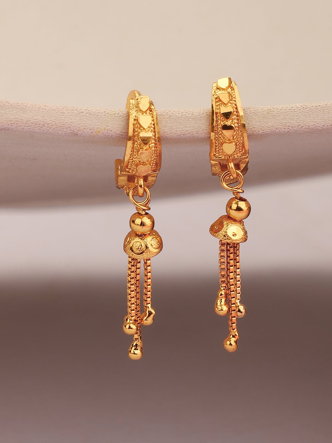 

ANIKAS CREATION Women Gold-Toned Contemporary Hoop Earrings