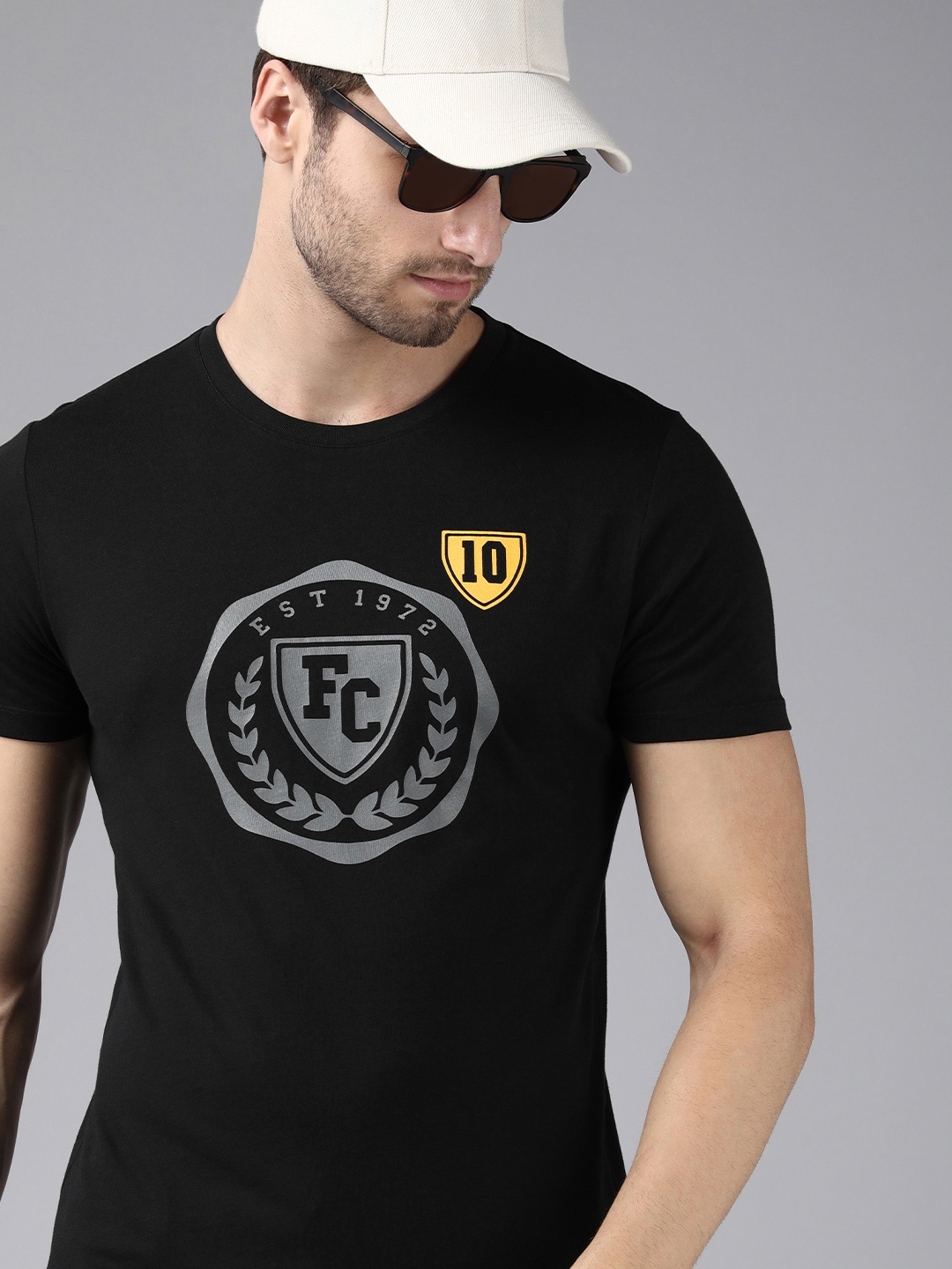 

French Connection Men Black & Grey Brand Logo Printed Pure Cotton Slim Fit T-shirt